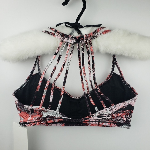 New Lululemon Atheletica Lighten Up Bra size 8 - Picture 2 of 3